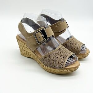 Spring Step MITU Wedge Sandals‎ EU 36  Women's 5.5-6 Beige Perforated Leather
